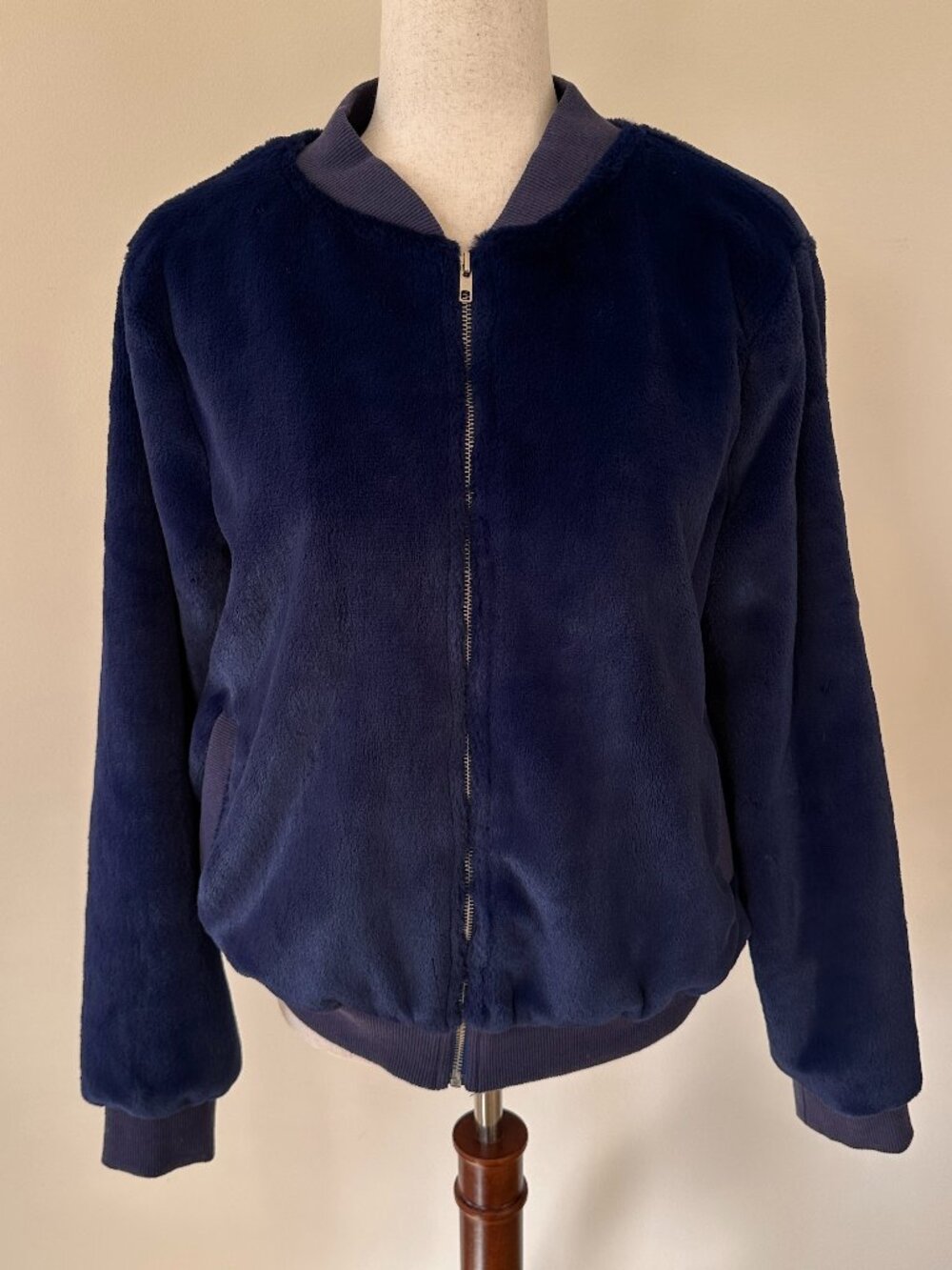 Harlowe & Graham Sapphire Fluffy Velvet Bomber Jacket Size L